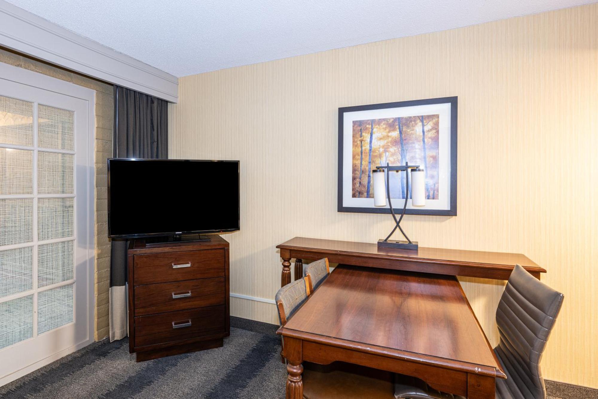 Embassy Suites By Hilton Bloomington/Minneapolis Esterno foto