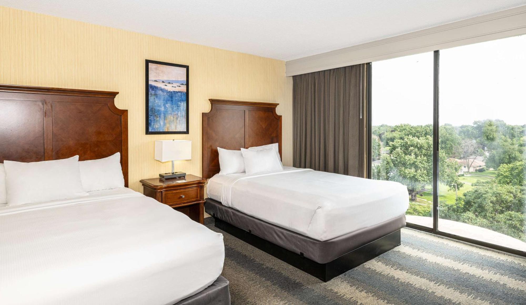 Embassy Suites By Hilton Bloomington/Minneapolis Esterno foto