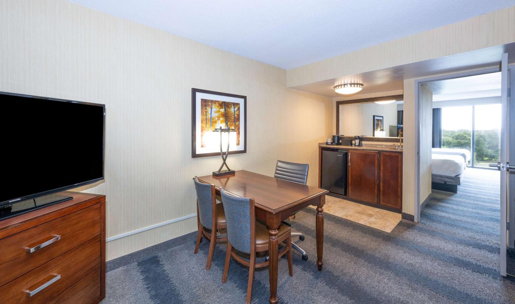 Embassy Suites By Hilton Bloomington/Minneapolis Esterno foto