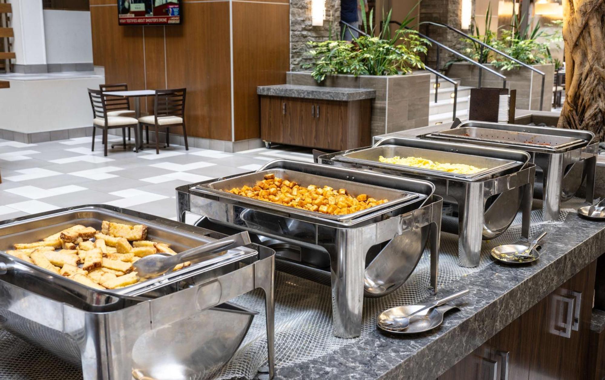 Embassy Suites By Hilton Bloomington/Minneapolis Esterno foto